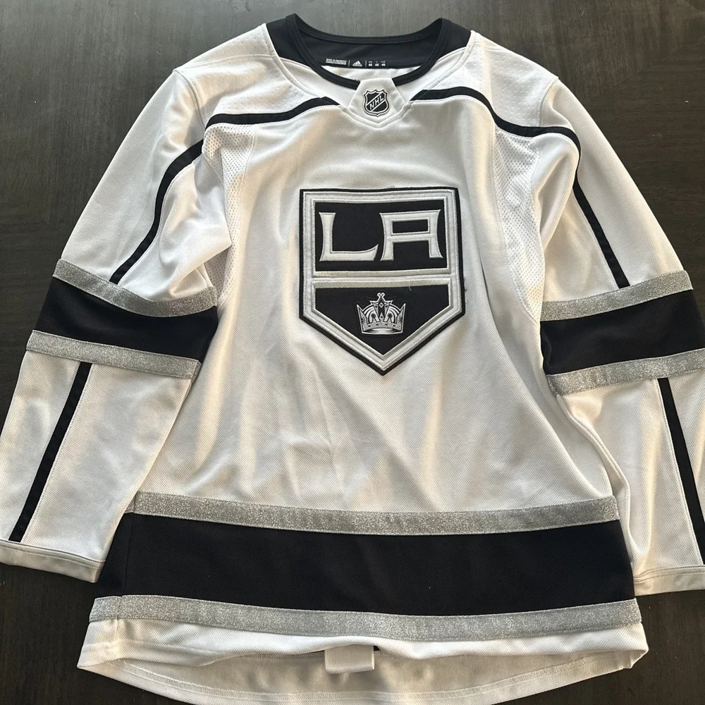 Adidas LA Kings White Authentic  Jersey Size 46